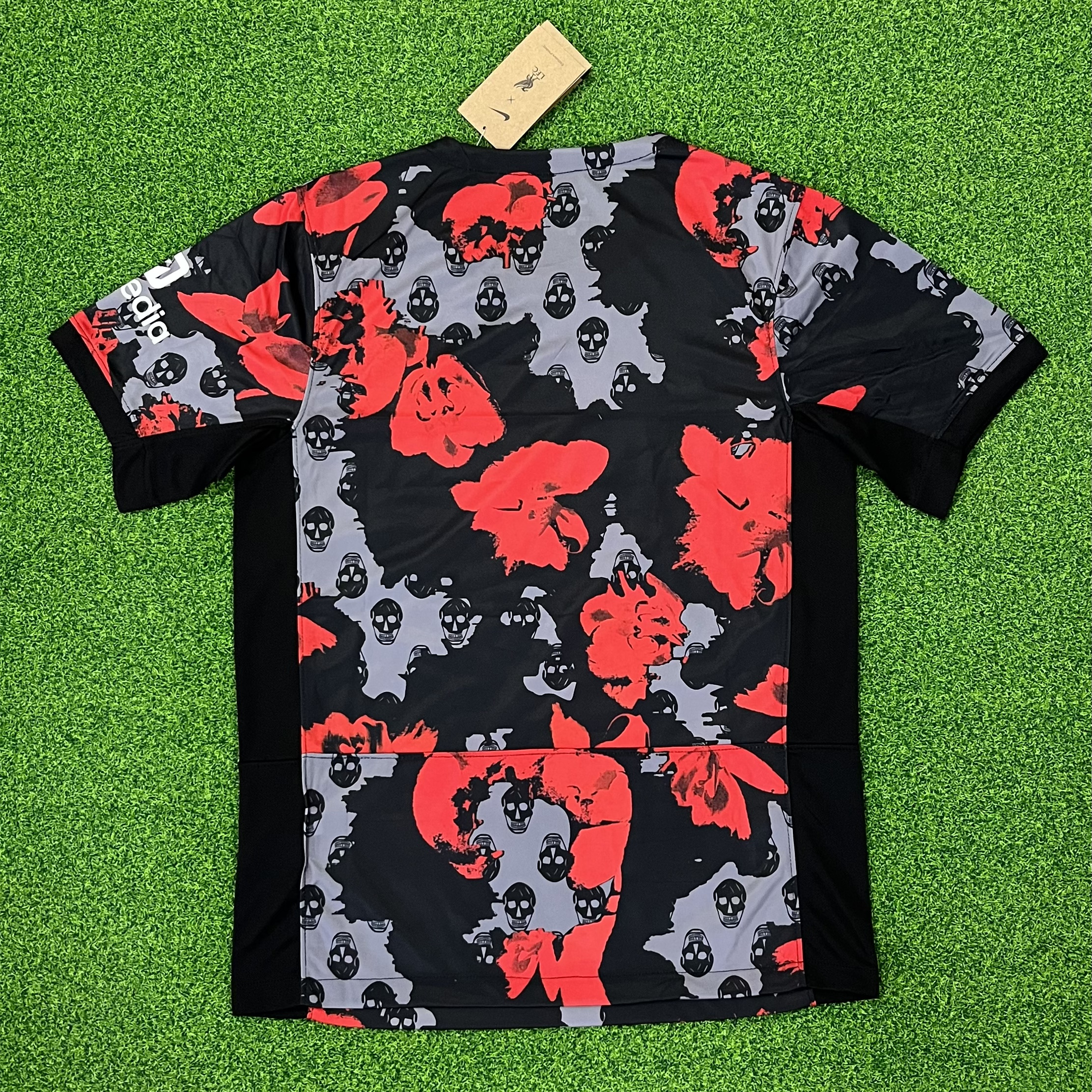 Liverpool 23-24 Halloween Special Edition Jersey - Fans Version