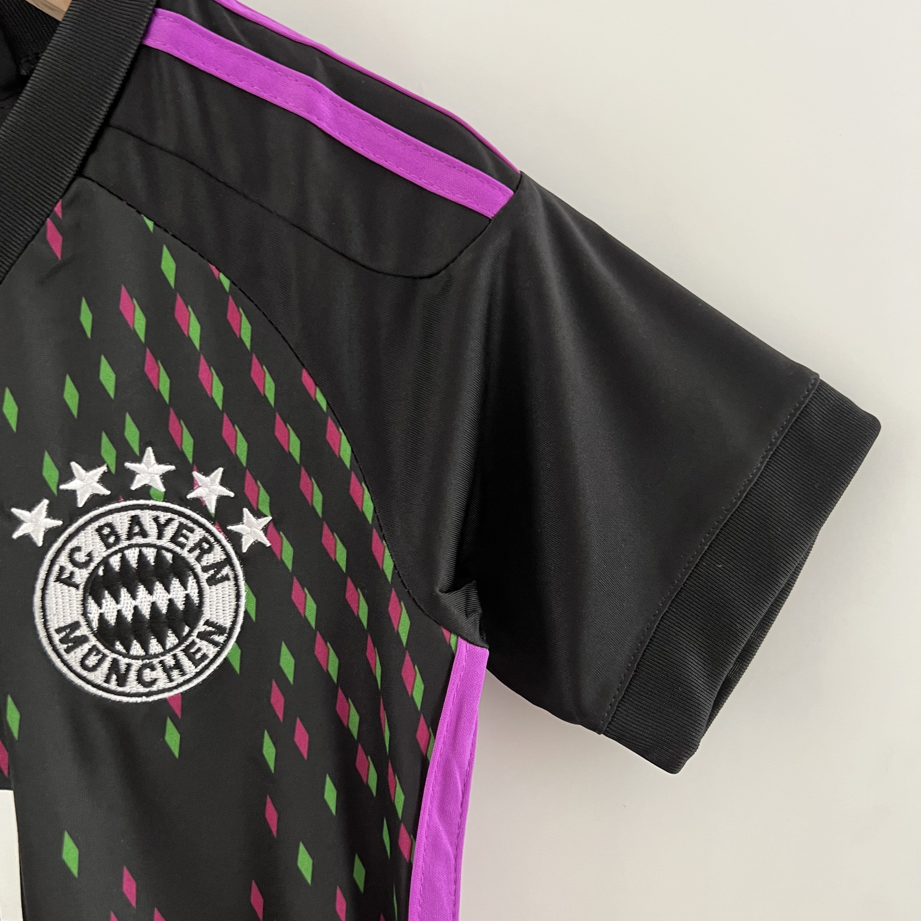 Bayern Munich 23-24 Away Kids kit