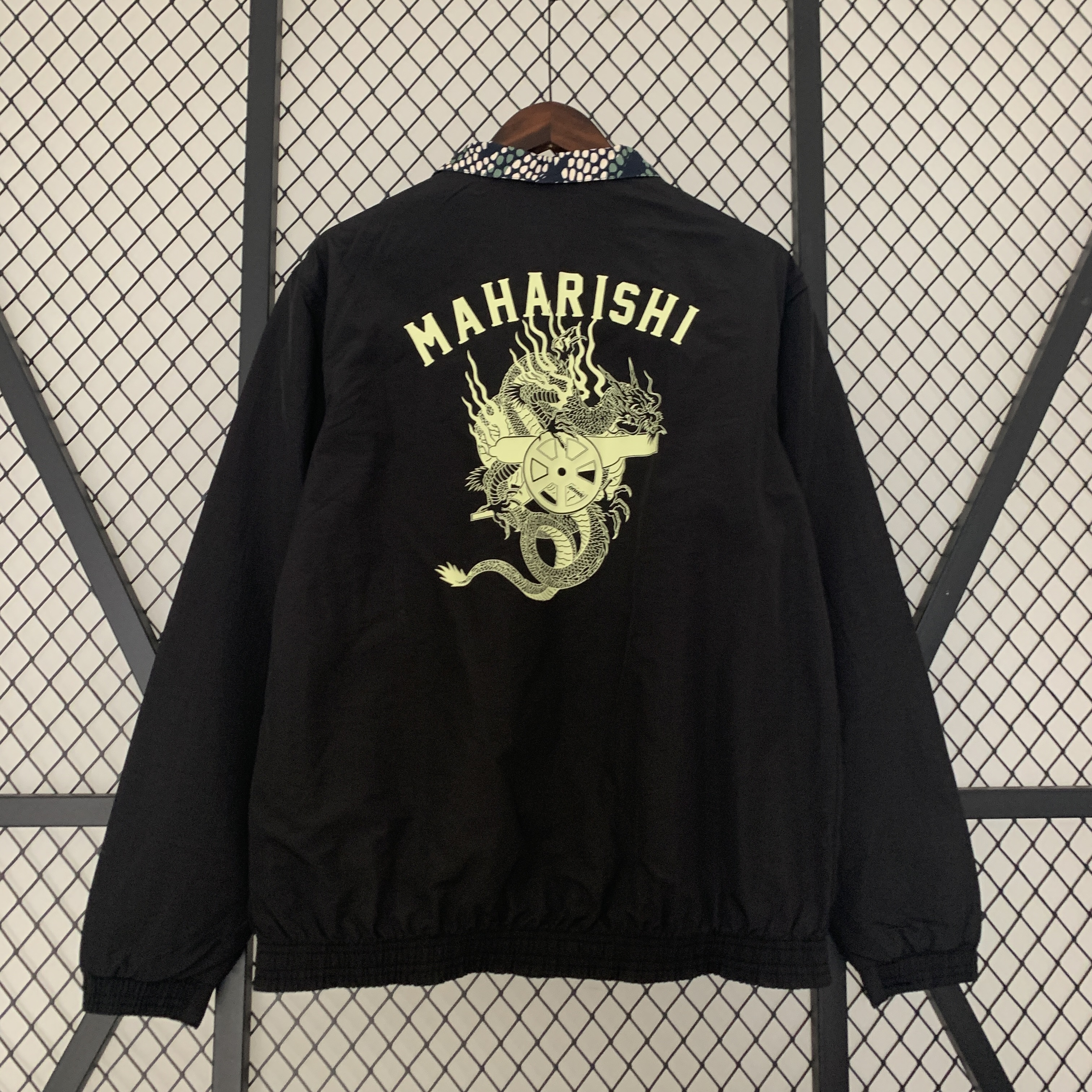 Arsenal x M.A.H.A R.I.S.H.I Limited Edition 23-24 Player Reversible Windbreaker