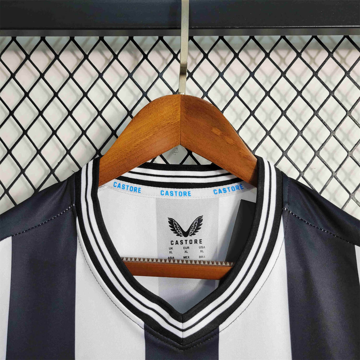Newcastle United 23-24 Home Stadium Jersey - Fans Version