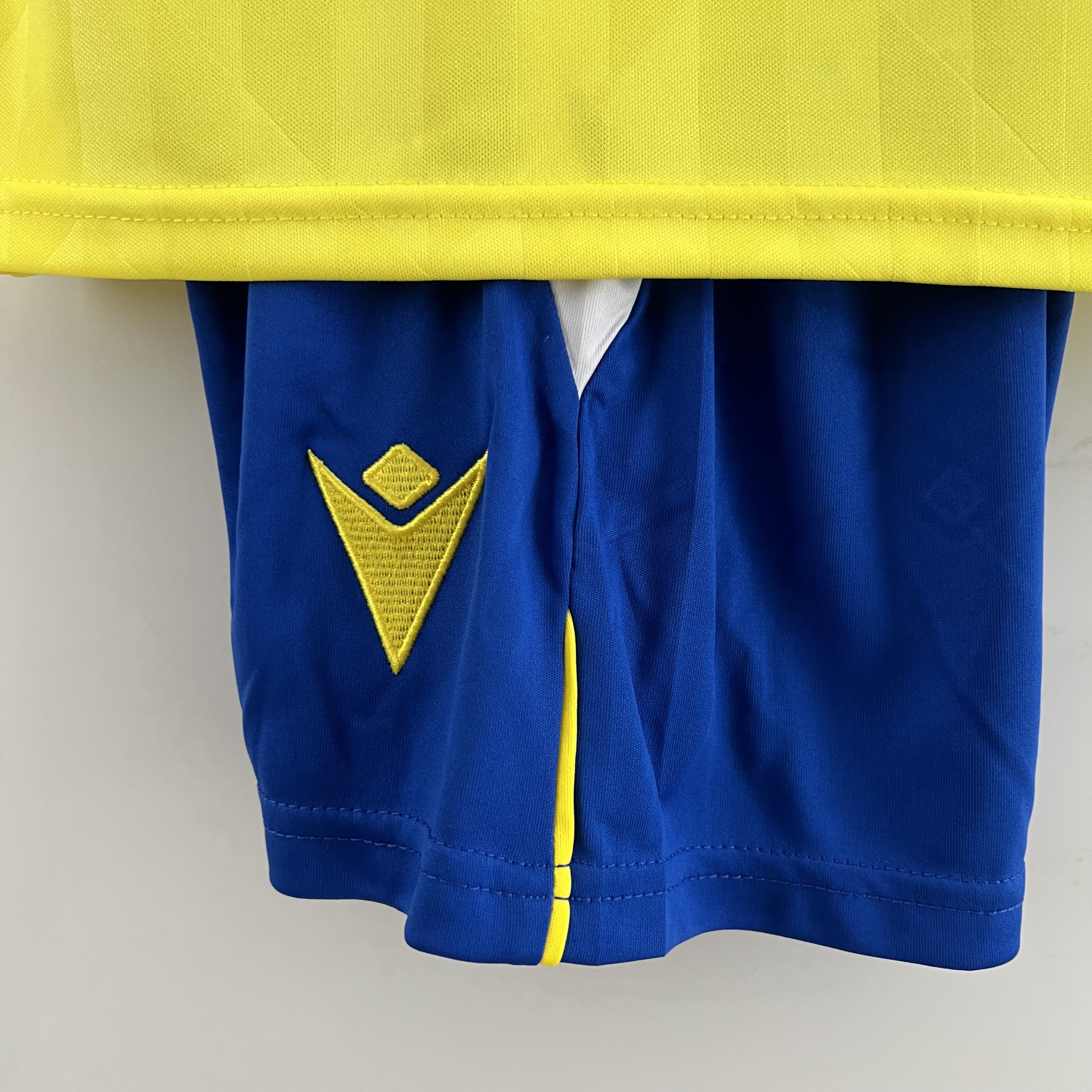 Cádiz 23-24 Home Stadium Kids Kit