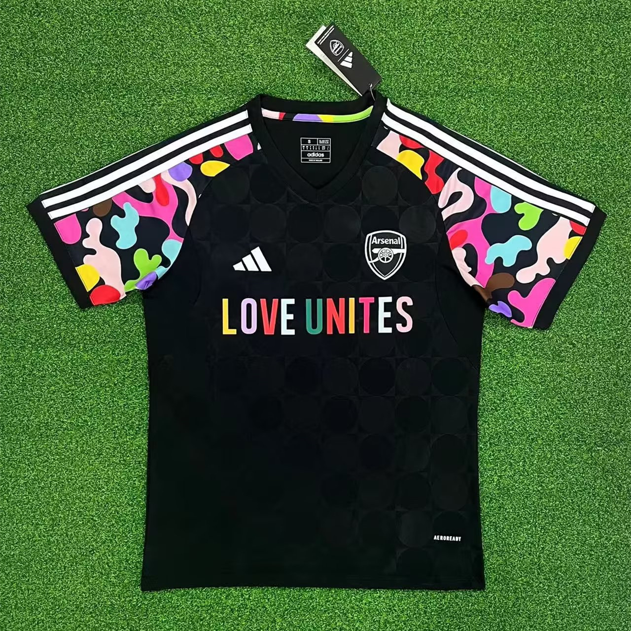 Arsenal 23-24 LOVE UNITES Pre-match Jersey - Fans Version