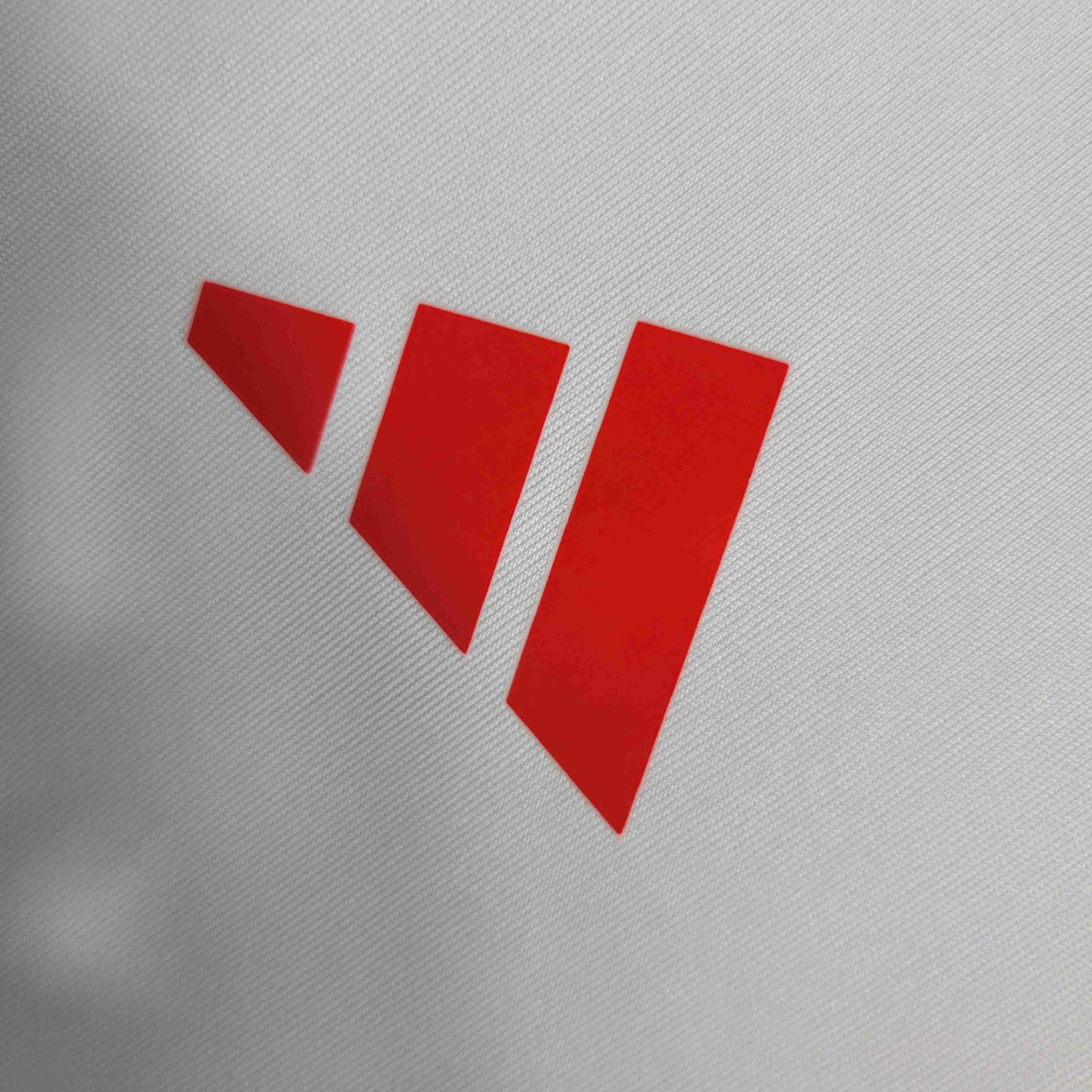 Manchester United 23-24 White Training Vest Size S-XXL