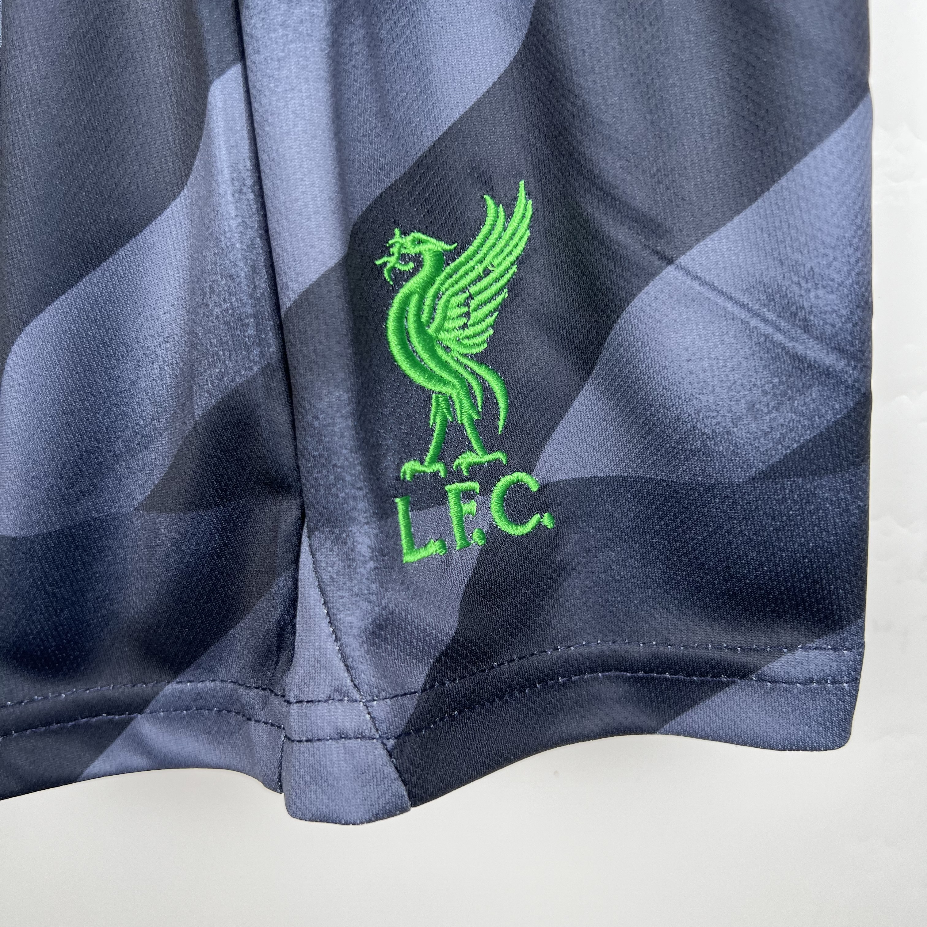 Liverpool 23-24 Black Goalkeeper Kids Kit