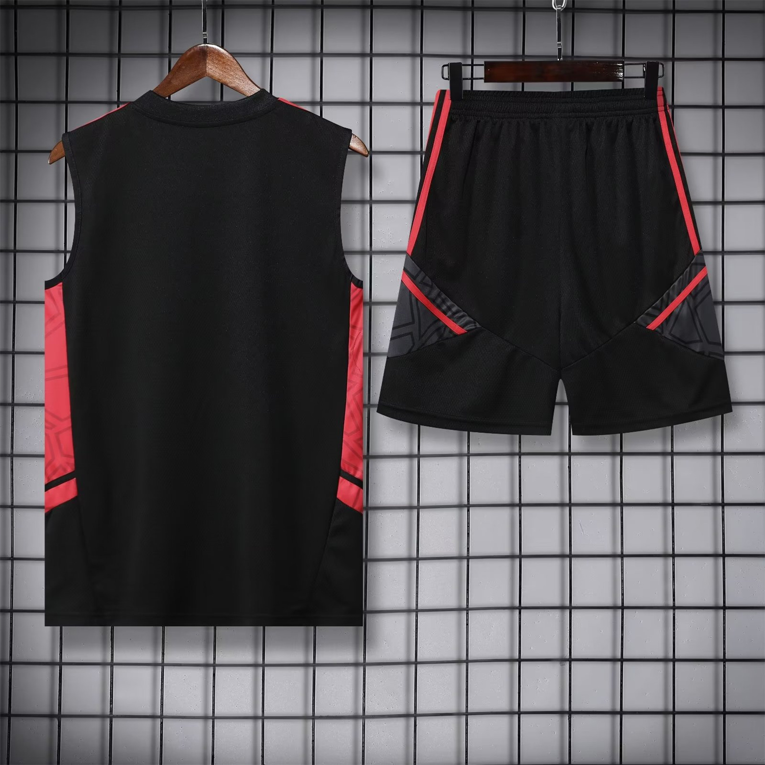 Bayern Munich 23-24 Black & Red Training Vest Suit
