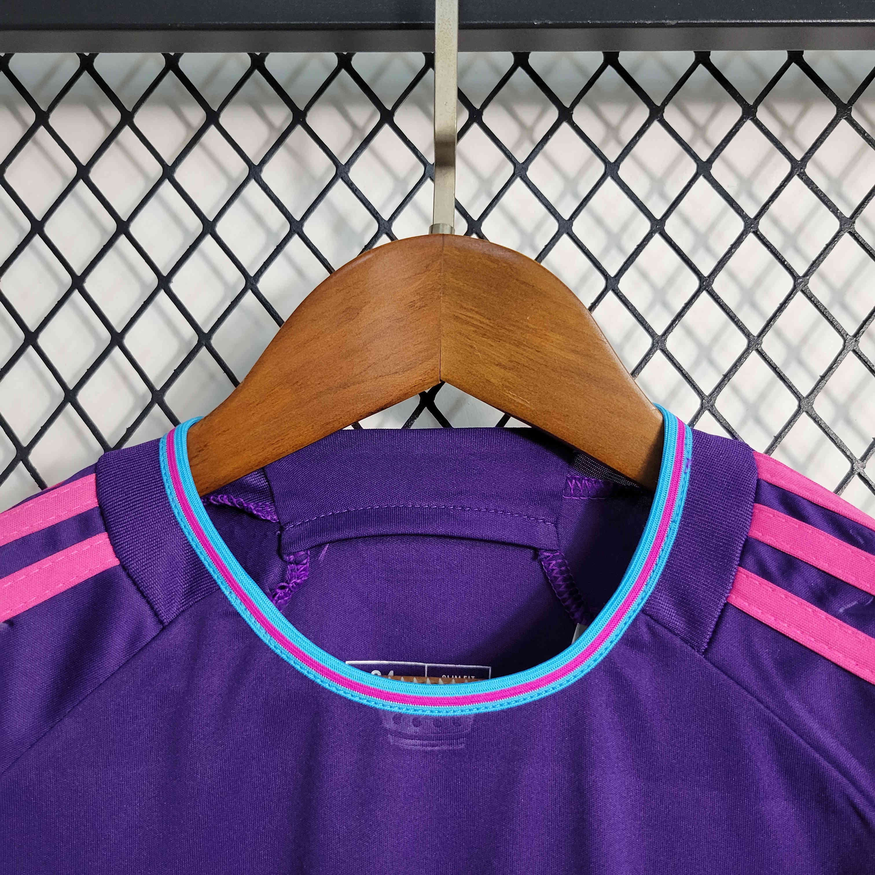 Charlotte 23-24 Home Kids Kit