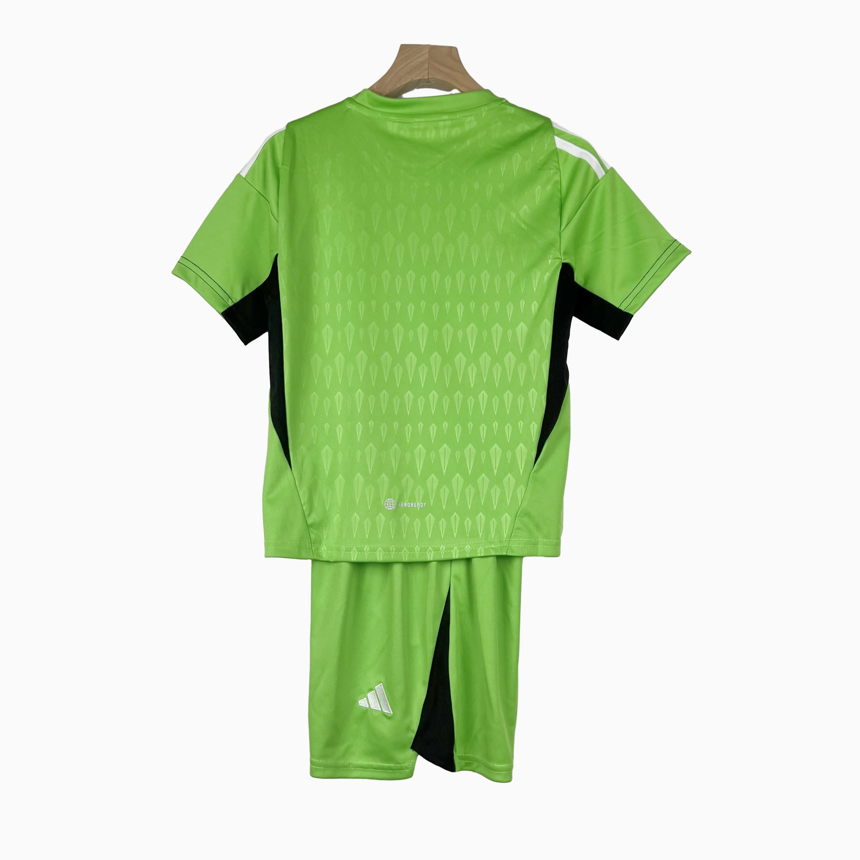 Manchester United 23-24 Green Goalkeeper Kids Kit