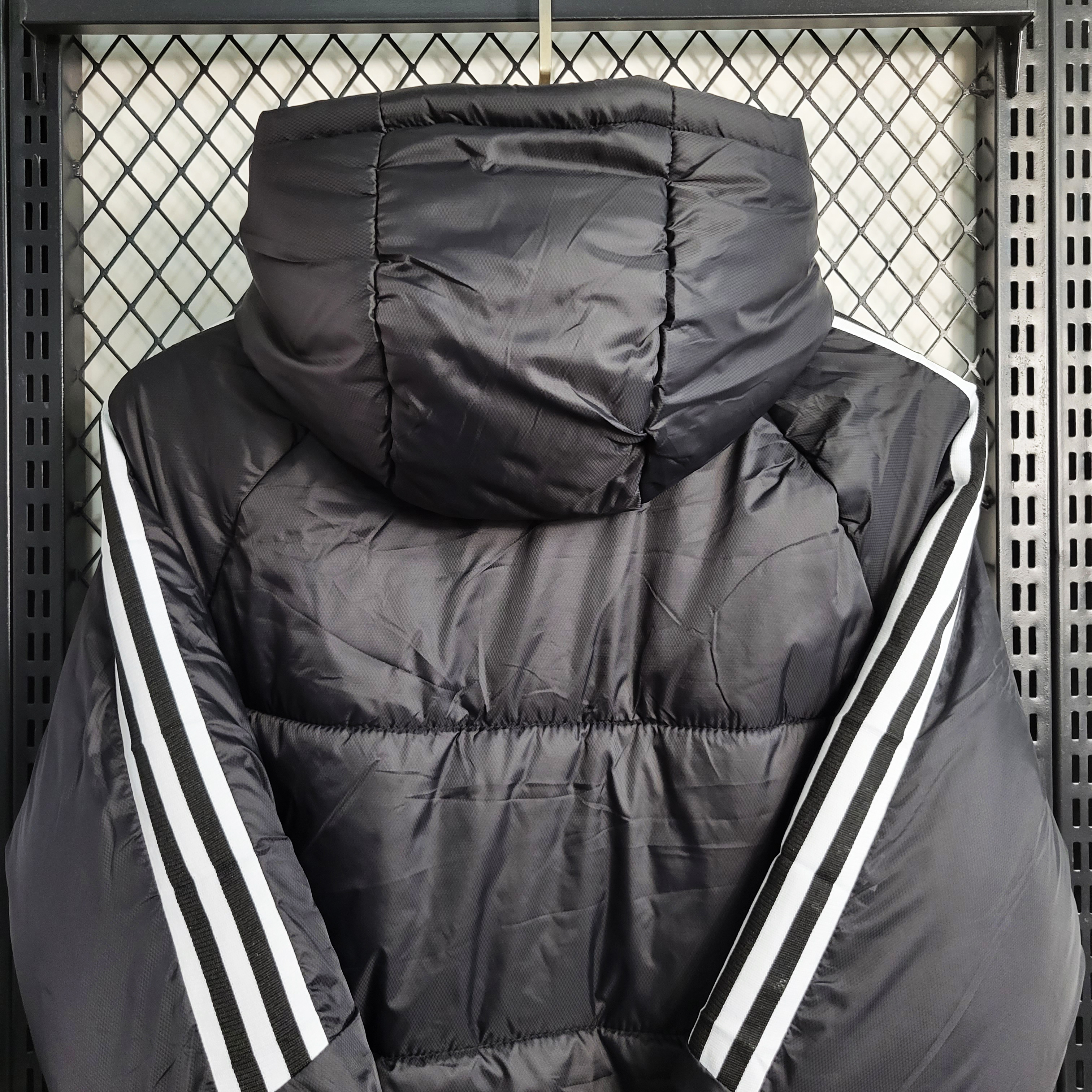 Manchester United 23-24 Men's Hooded Thermal Cotton Jacket - Black