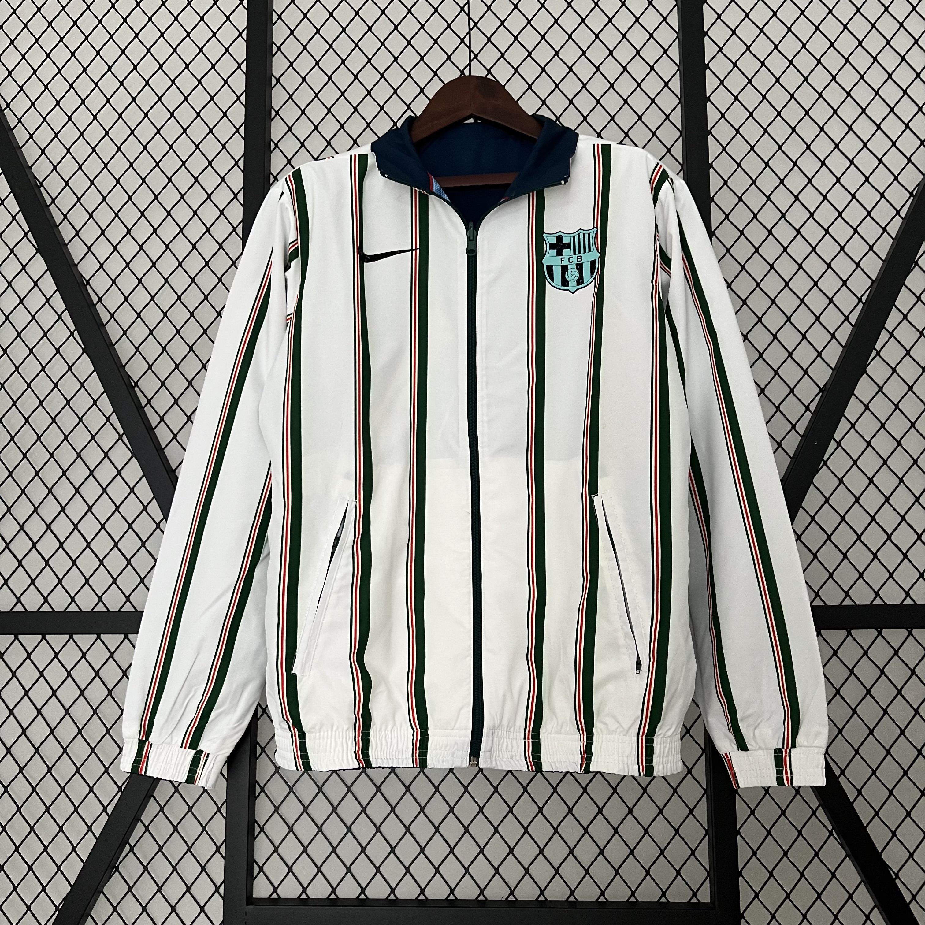 B.A.R.S.A 23-24 Player Reversible Windbreaker - White & Blue