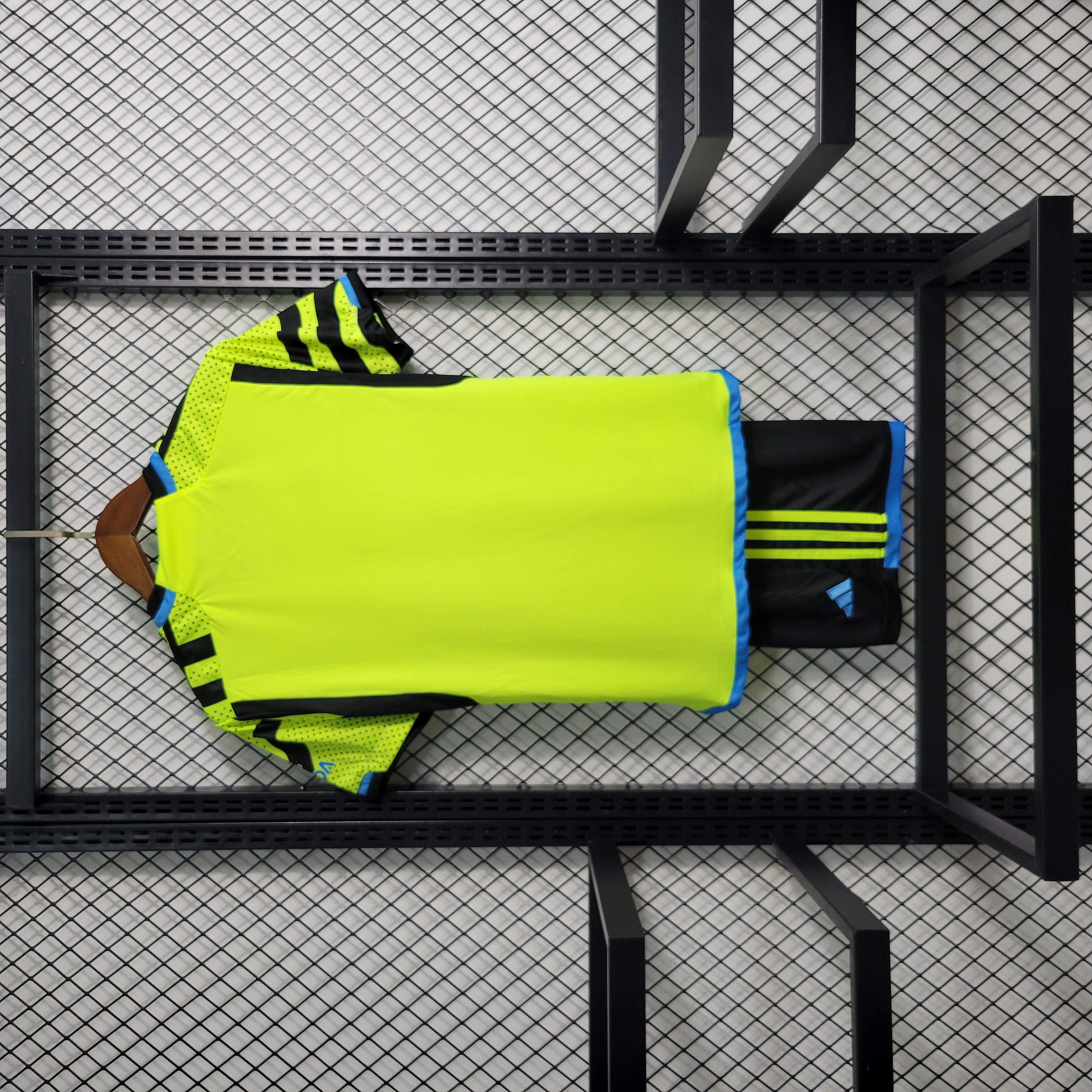 Arsenal 23-24 Away Kids Kit