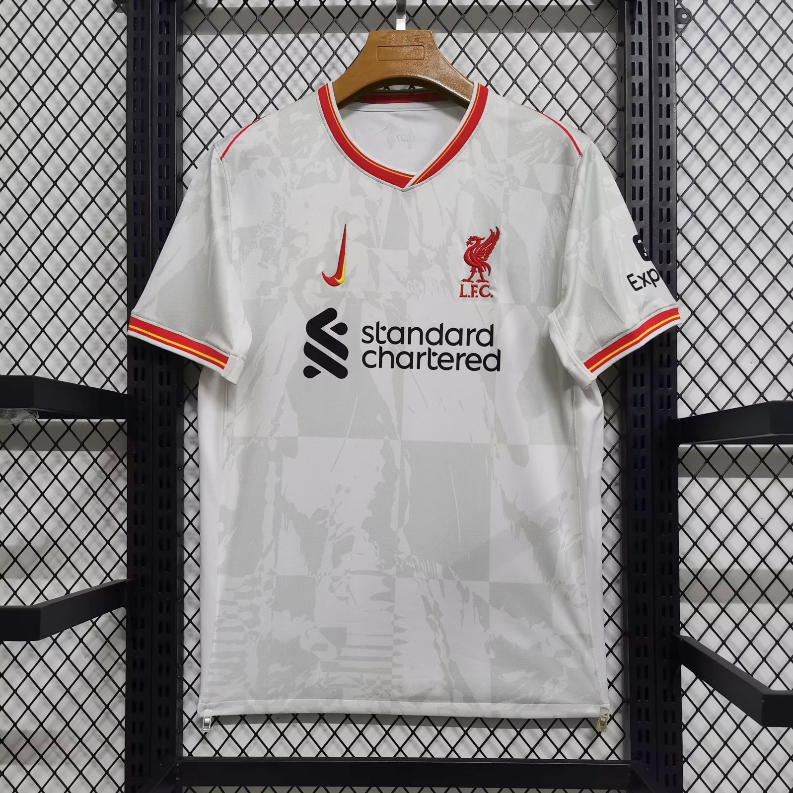 Liver.pool 24-25 Third Jersey - Fans Version