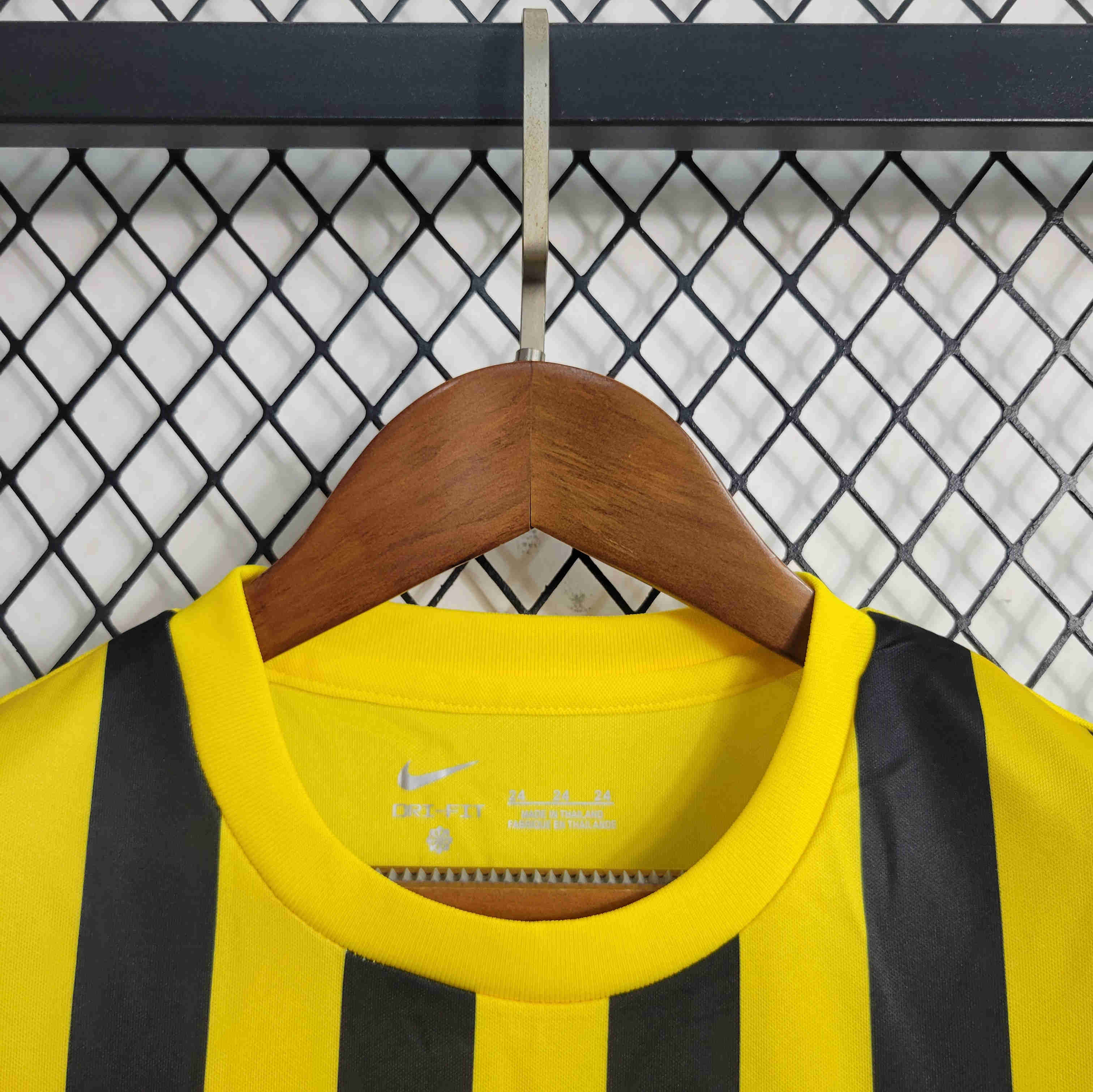 Al Ittihad Jeddah United 23-24 Home Kids Kit - Size 16-28