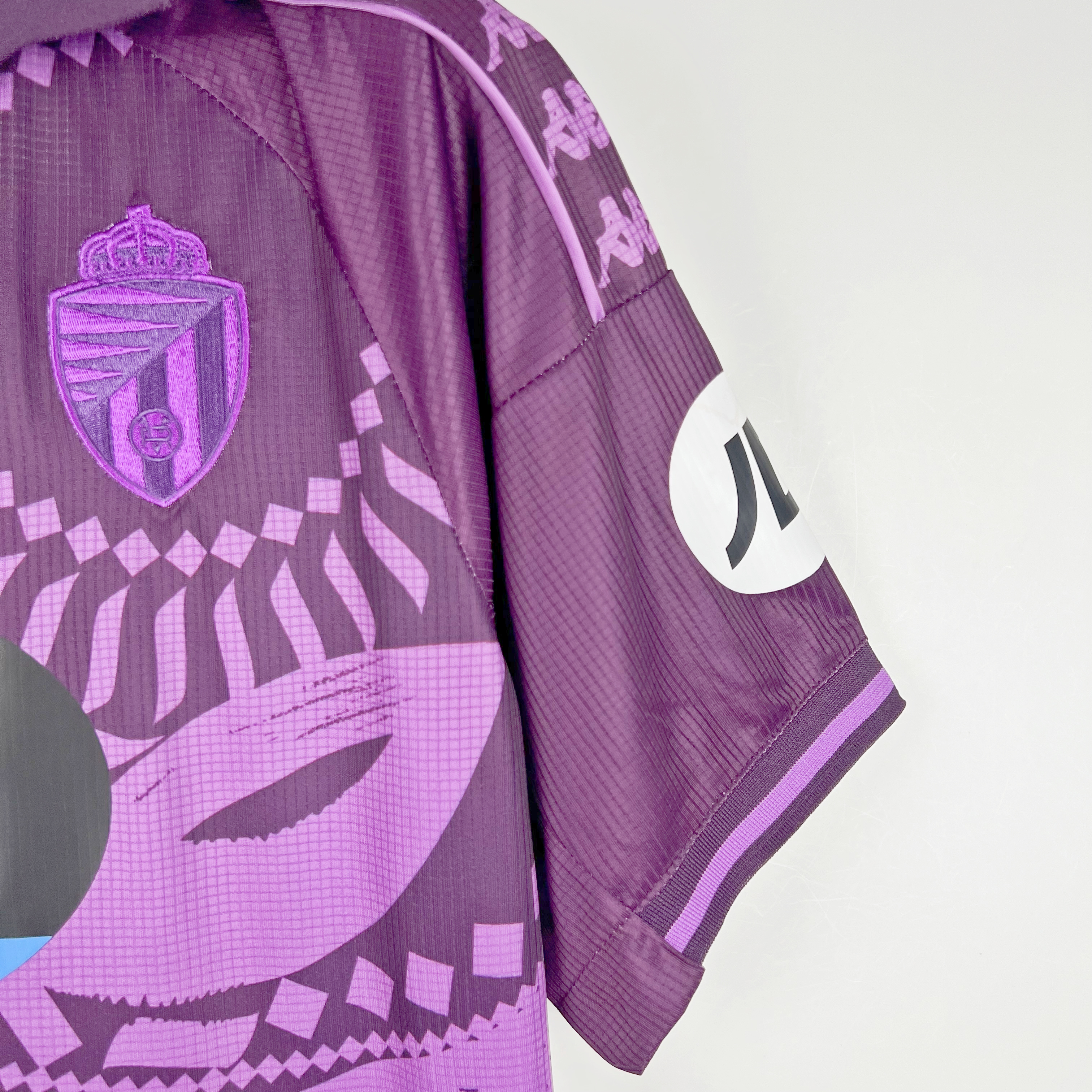 Valladolid 23-24 Away Stadium Jersey - Fans Version