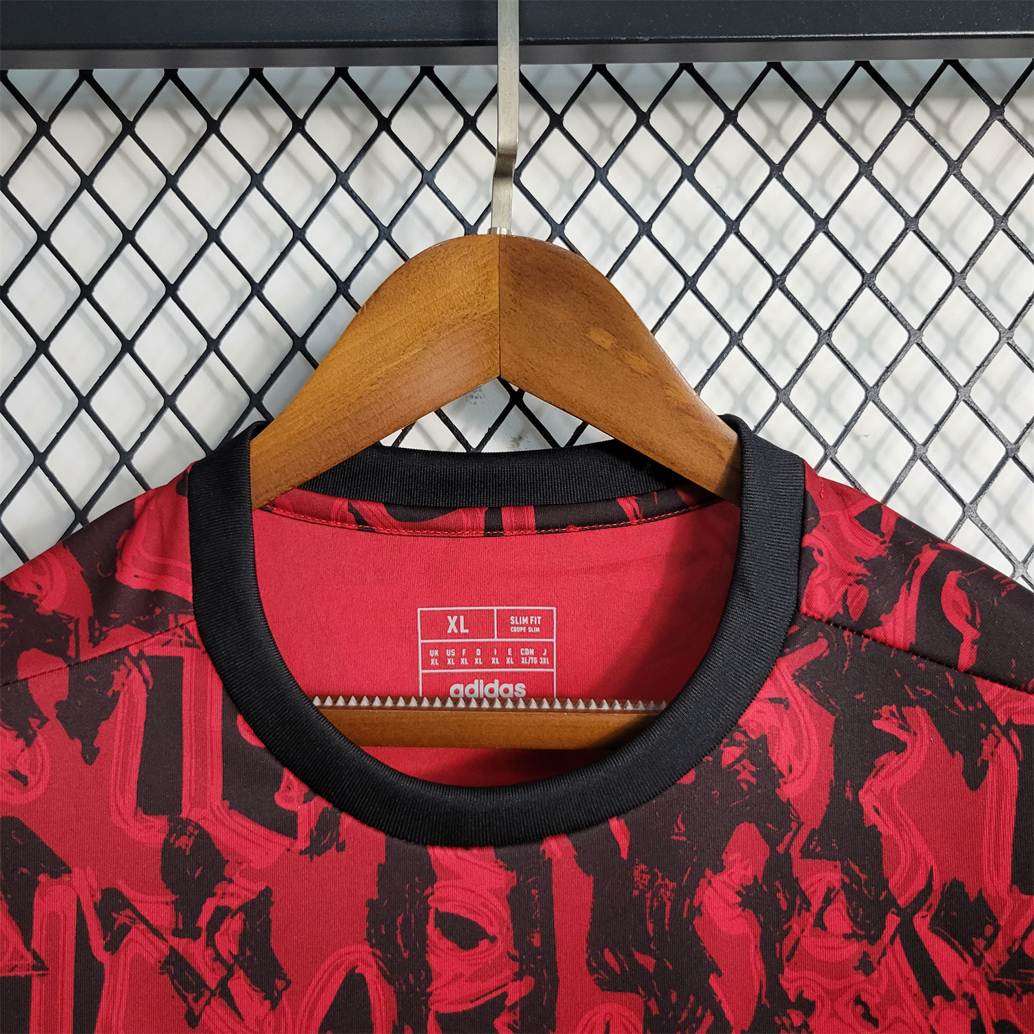 Manchester United 23-24 Red Black Training Jersey - Fans Version