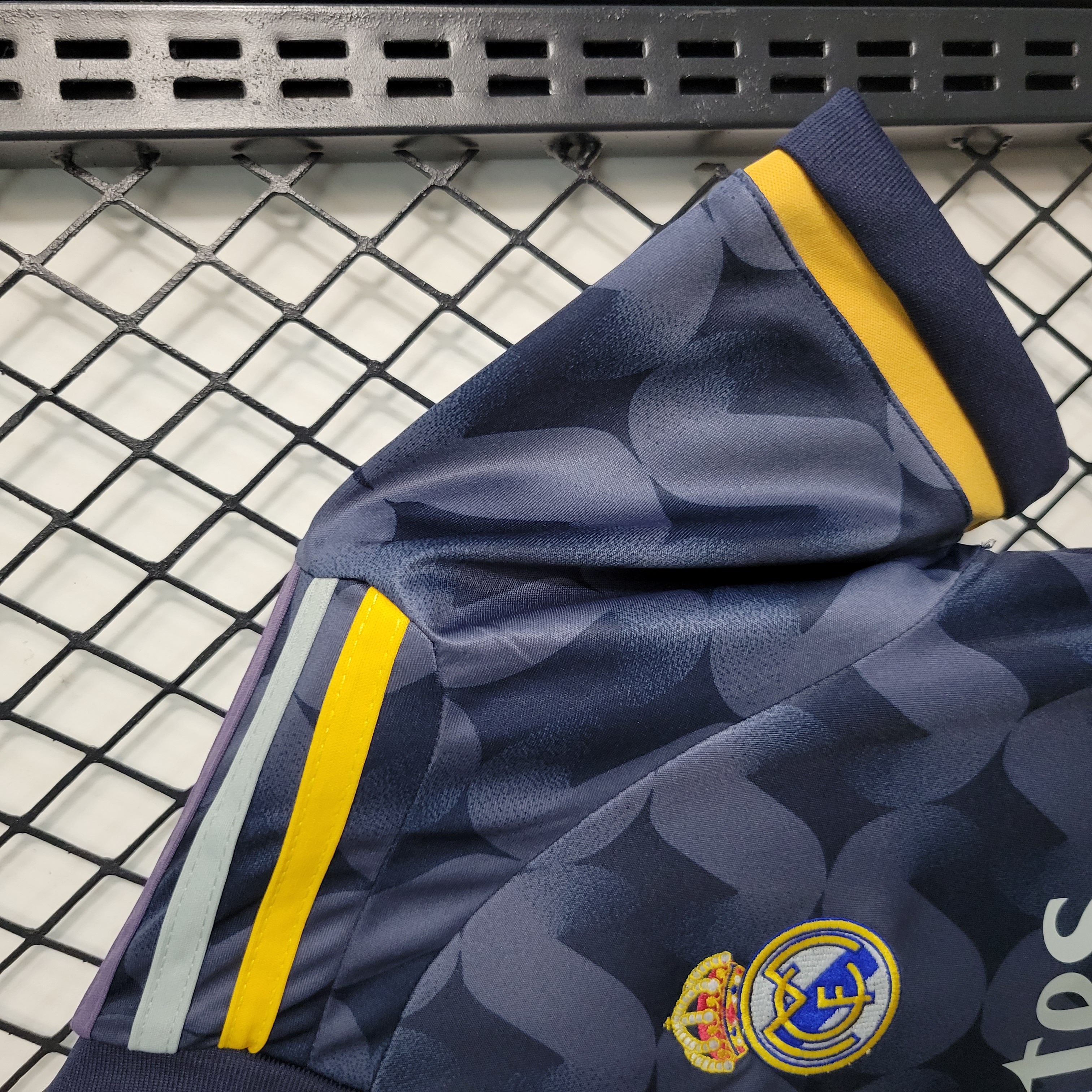 Real Madrid 23-24 Away Kids Kit