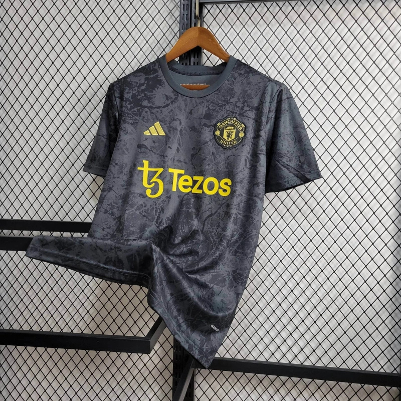 Manchester United 23-24 Black Pre-match Jersey - Fans Version