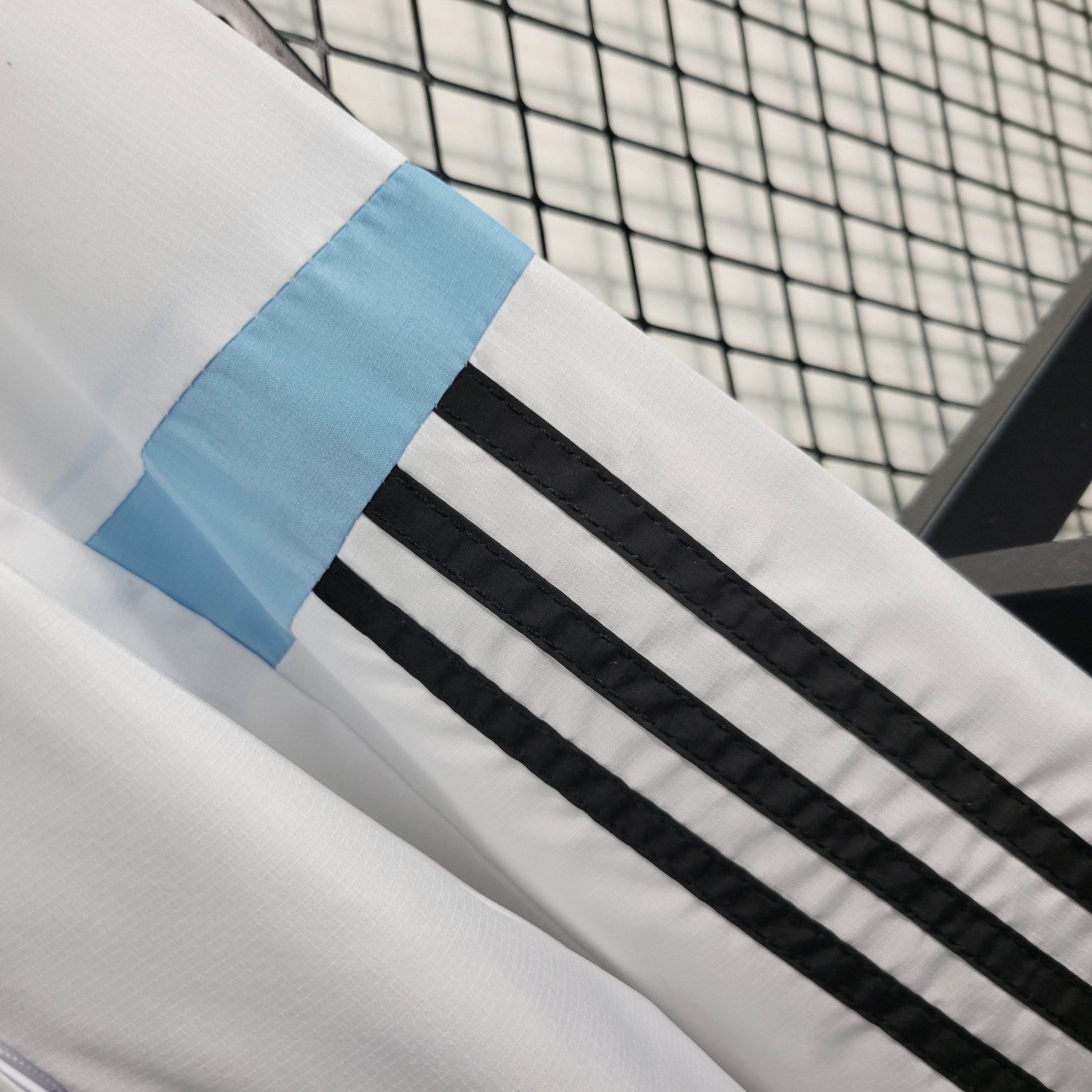 23-24 Manchester United White Windbreaker S-XXL