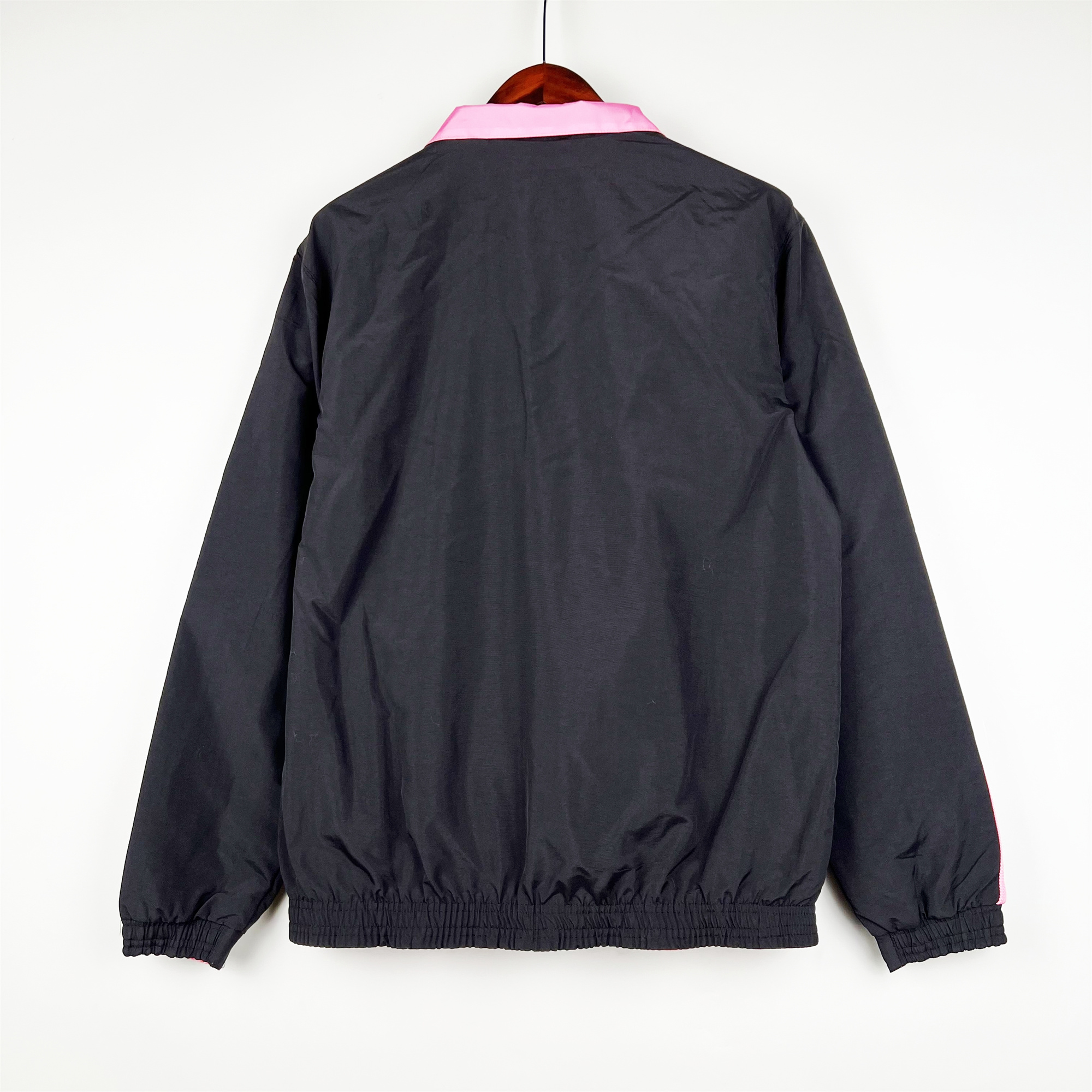 INT M.A.M 23-24 Double Sided Windbreaker - Pink