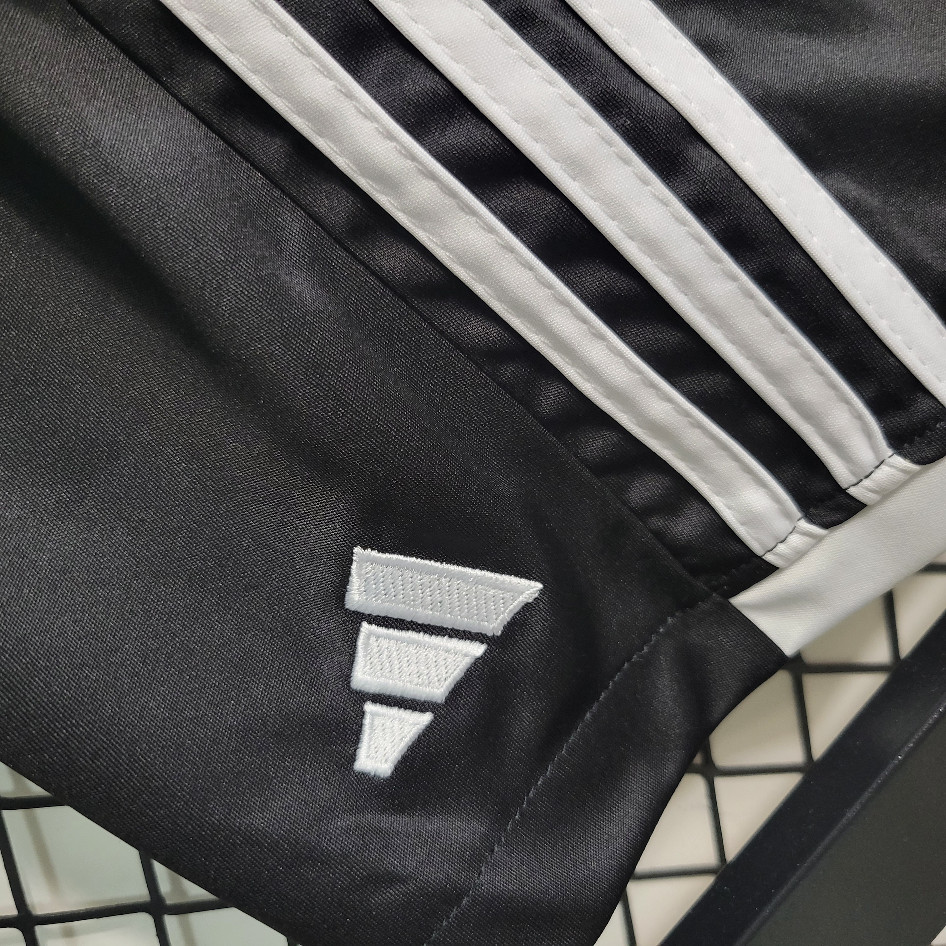 Manchester United 23-24 Away Kids Kit