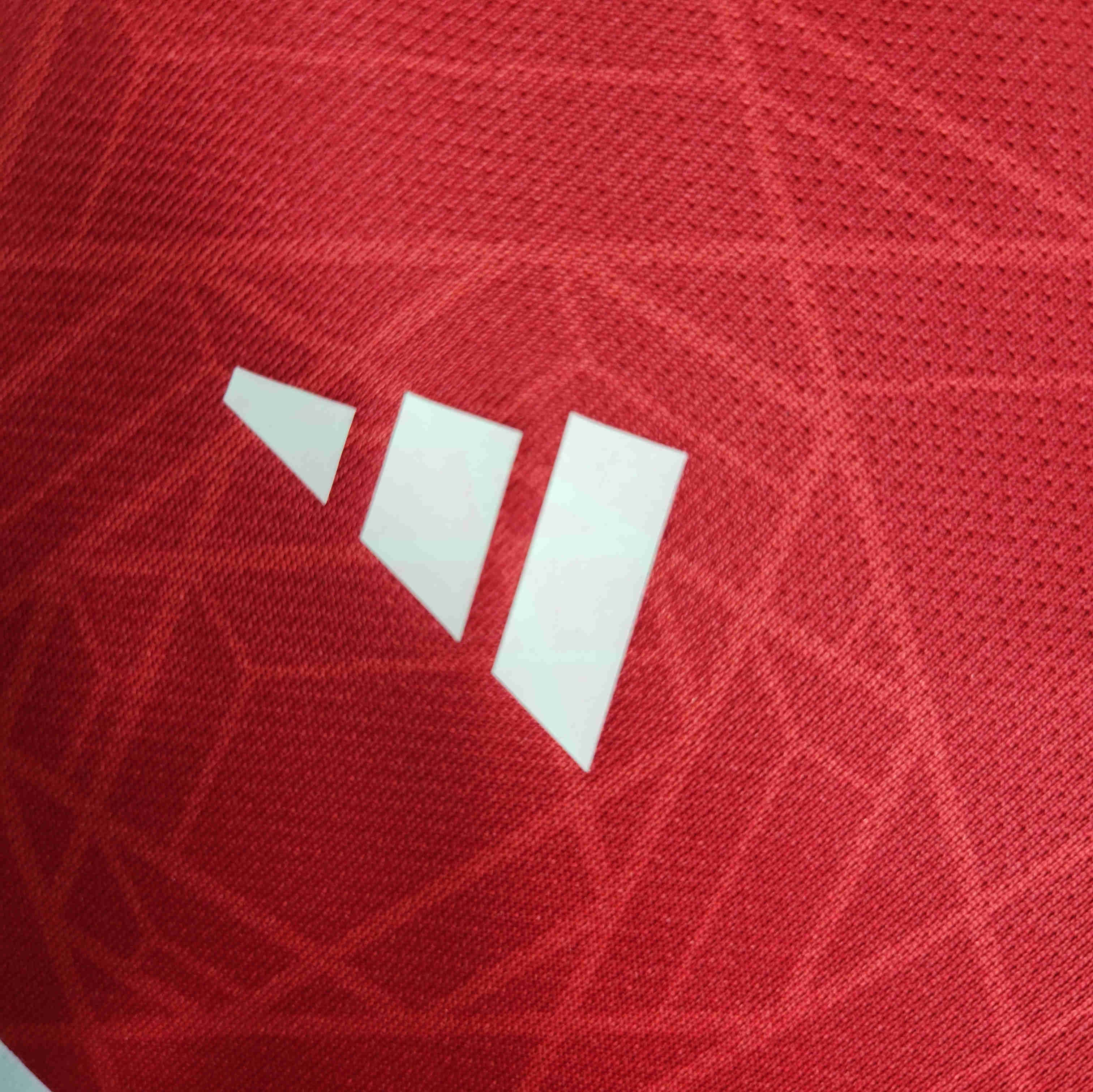 23-24 Manchester United Home Baby Kit Crawling Suit Size 9-12