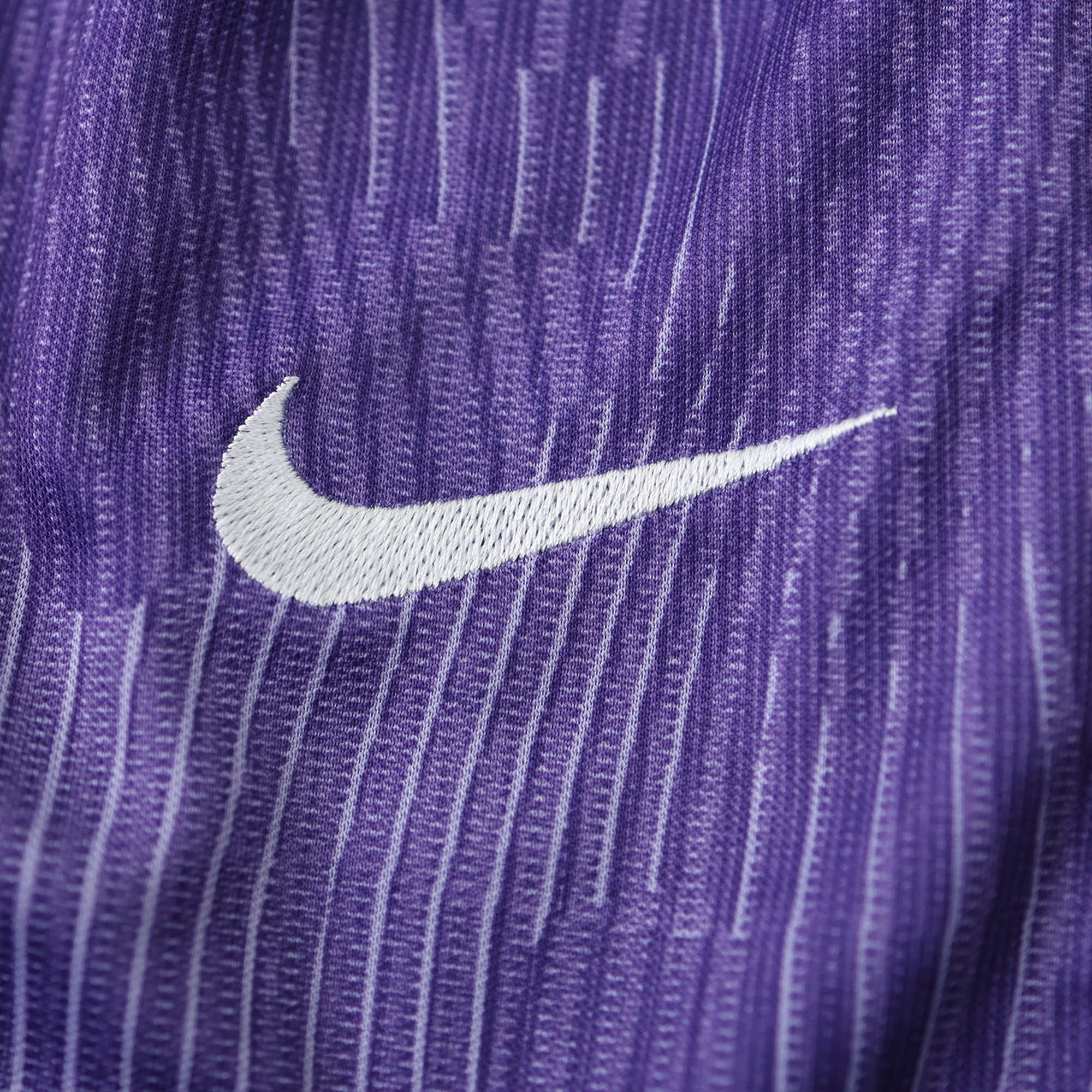 Liver.pool 23-24 Third Kids Kit